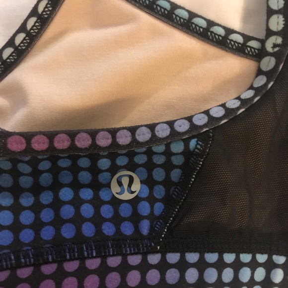 Ω LULULEMON Y Back Sports Bra with Mesh size 2 - Picture 4 of 5